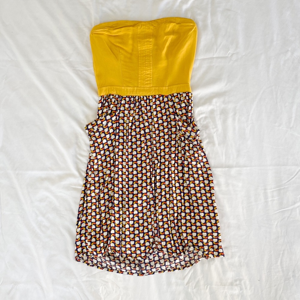 Strapless gold/navy patterned dress with pockets